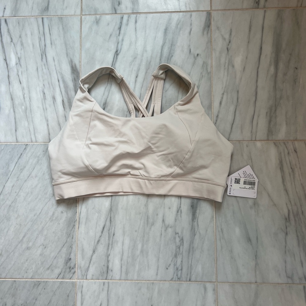 Lululemon Free to be elevated bra size 12 DD cream